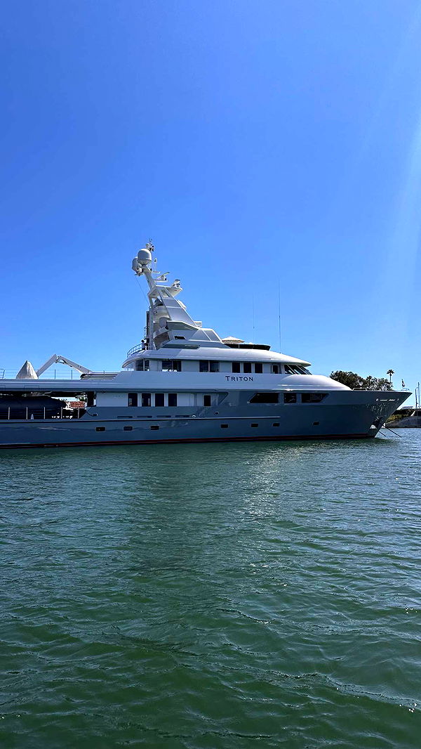 ellieblue2842 image ~ Altpins