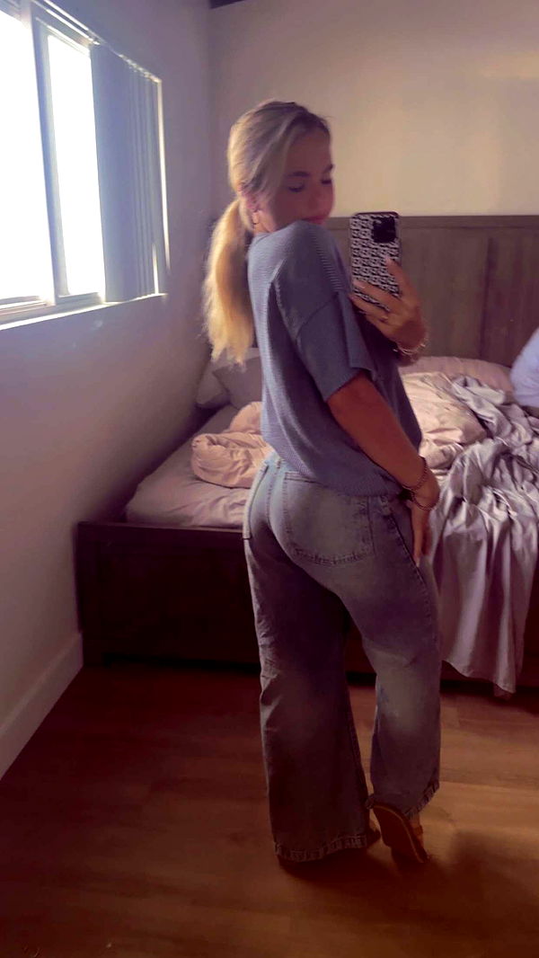 ellieblue2842 image ~ Altpins