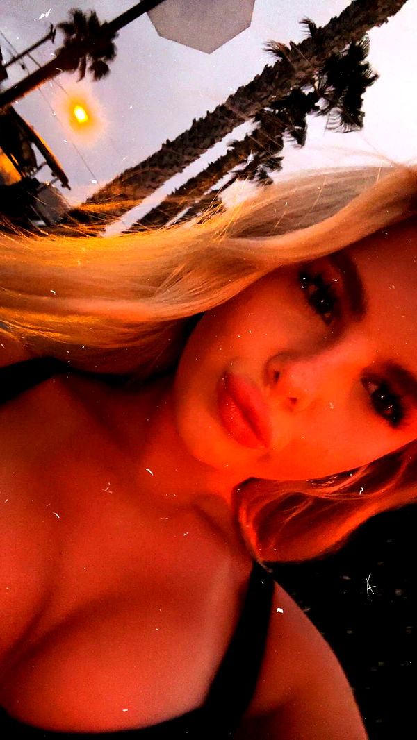 ellieblue2842 image ~ Altpins