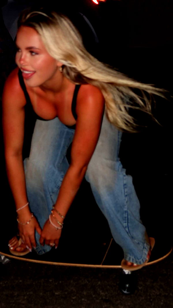 ellieblue2842 image ~ Altpins