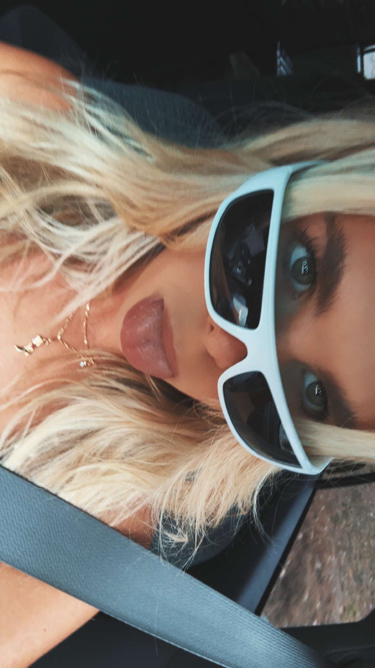 ellieblue2842 snapchat image archive image