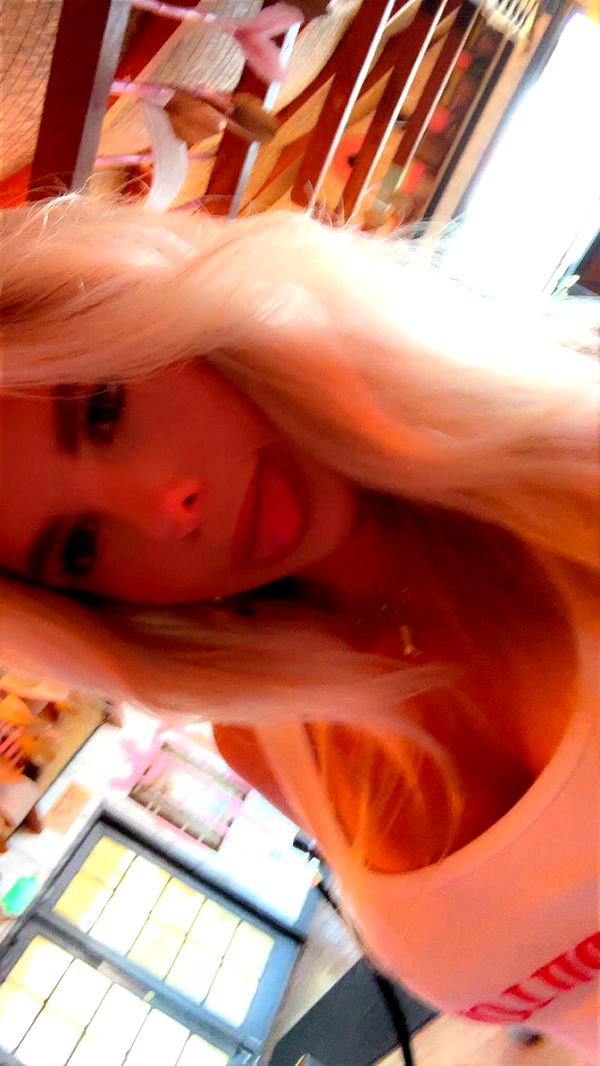 ellieblue2842 image ~ Altpins