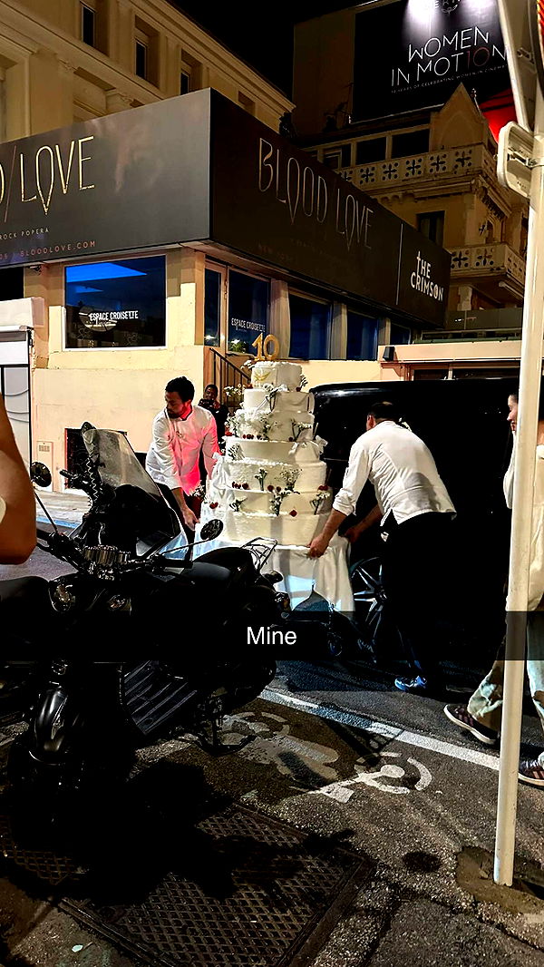 ellieblue2842 image ~ Altpins