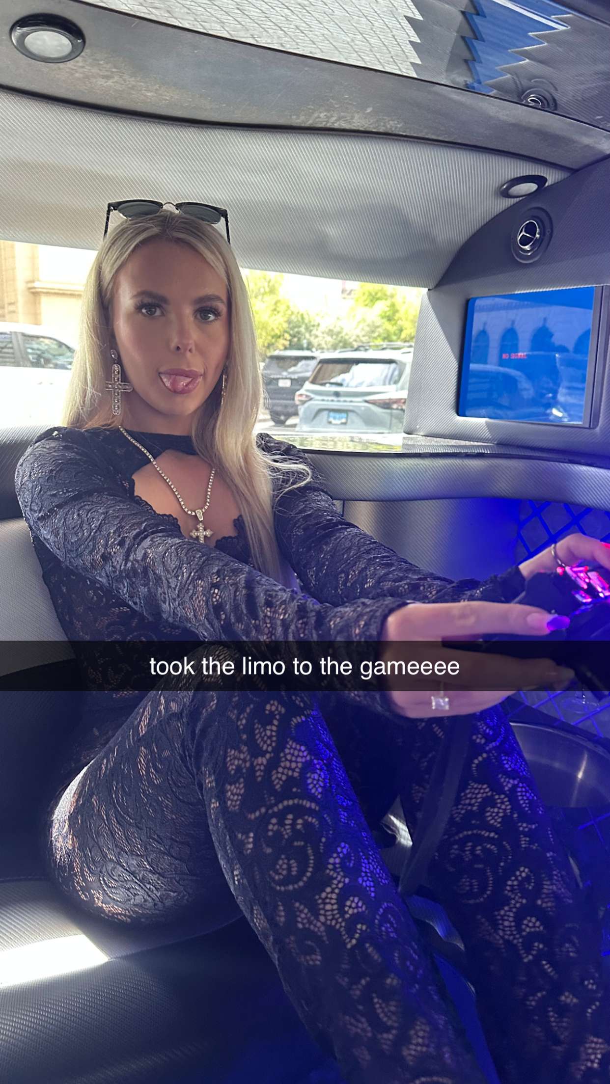 ellieblue2842 snapchat image archive image