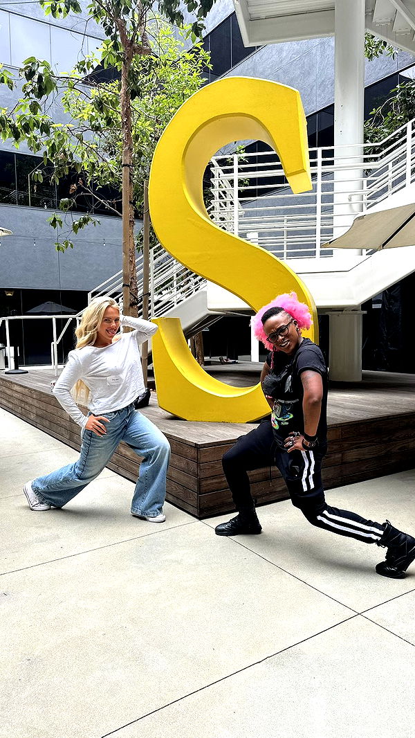 ellieblue2842 image ~ Altpins