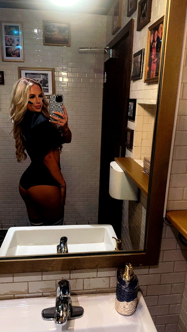 ellieblue2842 image ~ Altpins