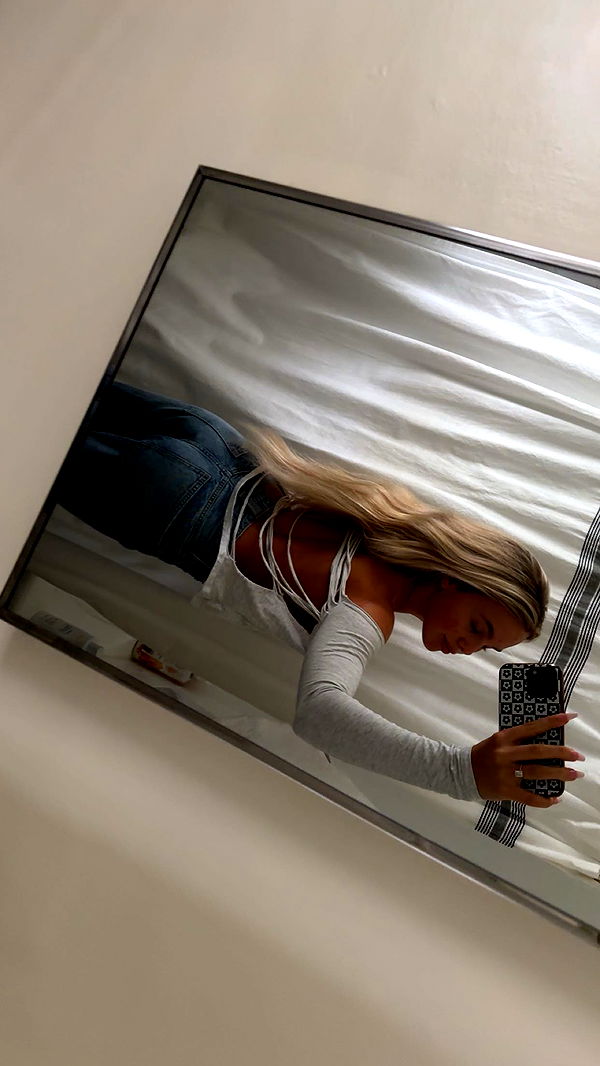 ellieblue2842 image ~ Altpins