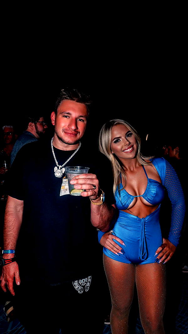 ellieblue2842 image ~ Altpins