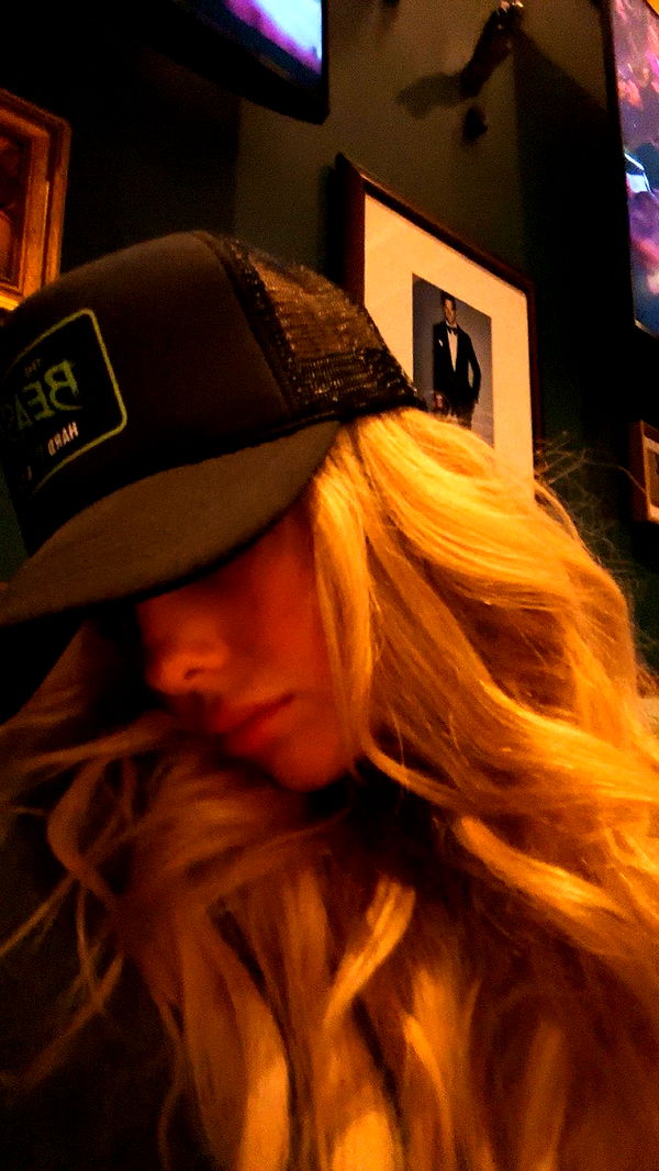 ellieblue2842 image ~ Altpins