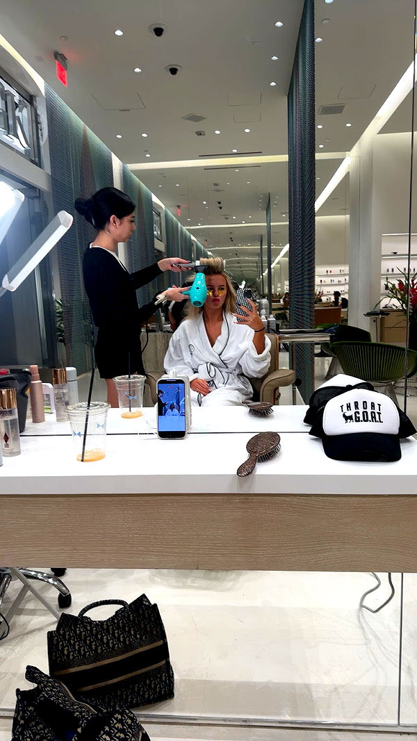 ellieblue2842 image ~ Altpins