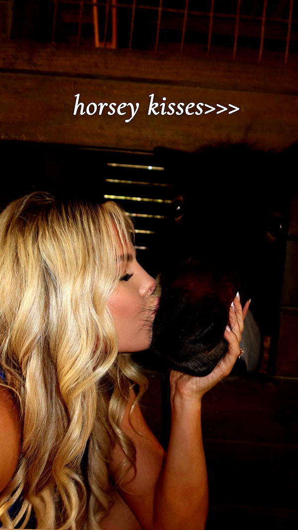 ellieblue2842 image ~ Altpins