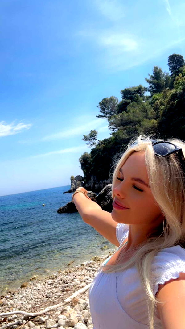 ellieblue2842 image ~ Altpins