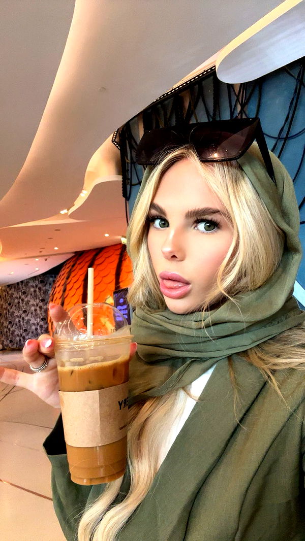 ellieblue2842 image ~ Altpins