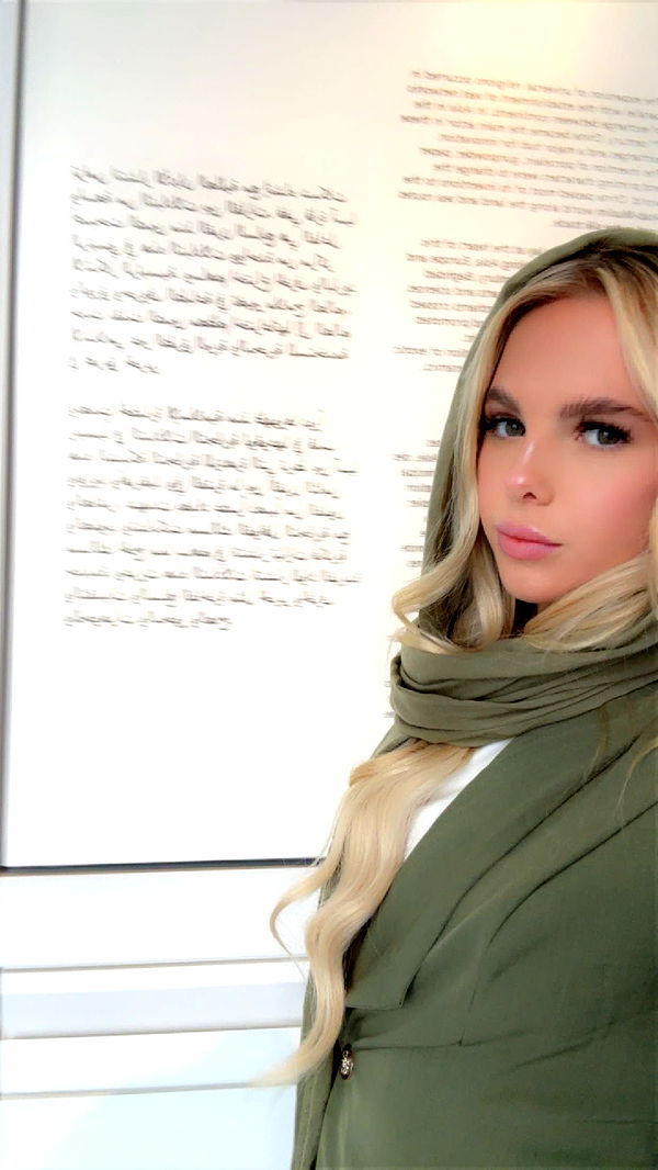 ellieblue2842 image ~ Altpins