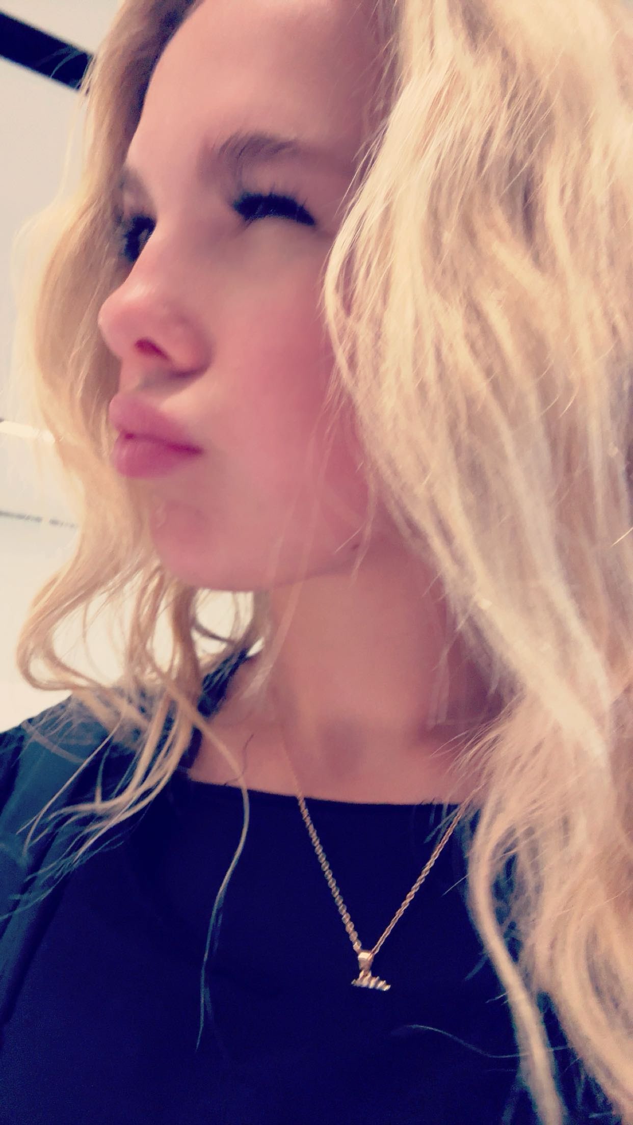 ellieblue2842 snapchat image archive image