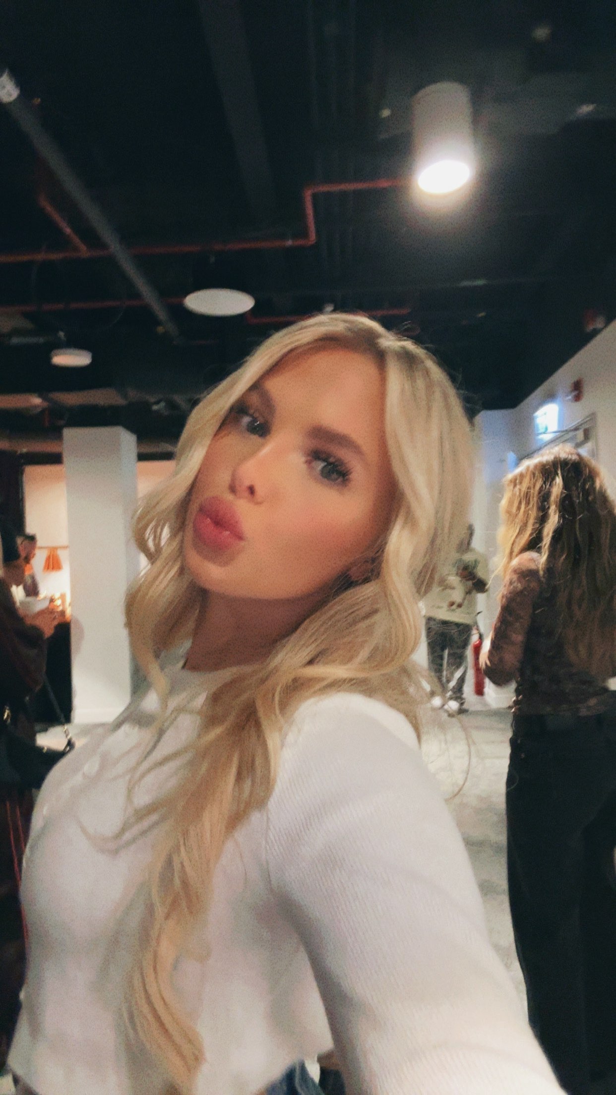 ellieblue2842 snapchat image archive image