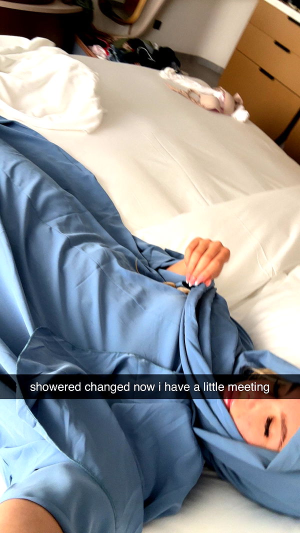 ellieblue2842 image ~ Altpins