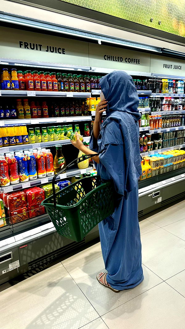 ellieblue2842 image ~ Altpins