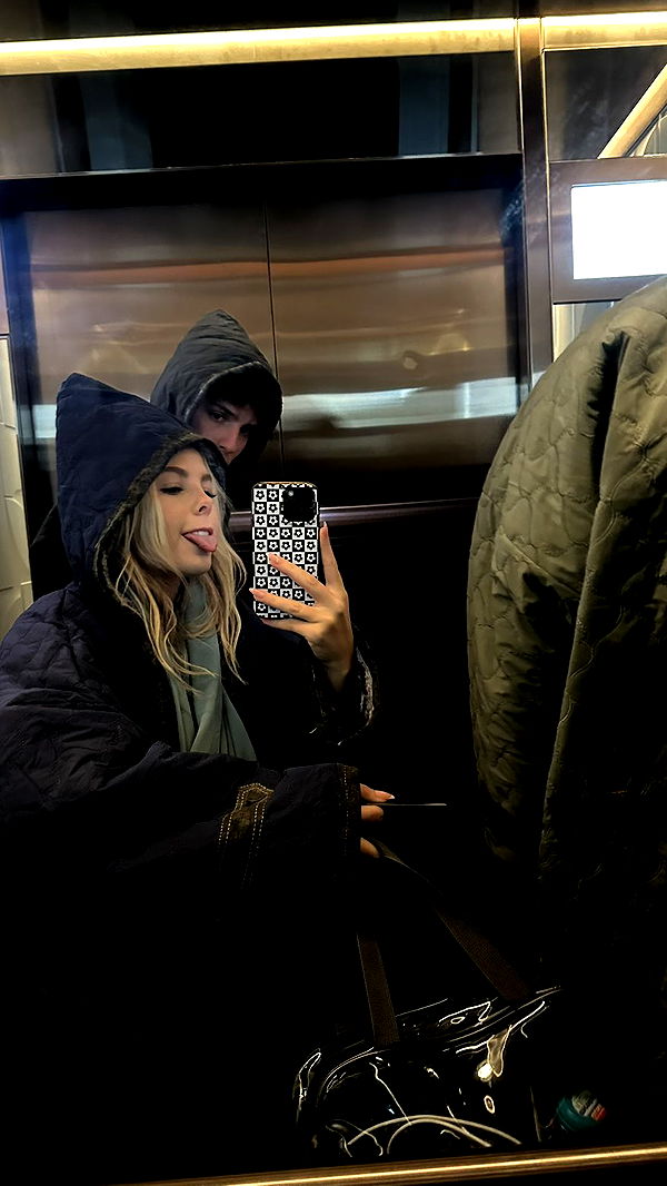 ellieblue2842 image ~ Altpins