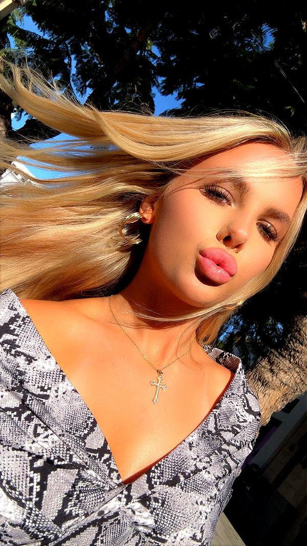 ellieblue2842 image ~ Altpins