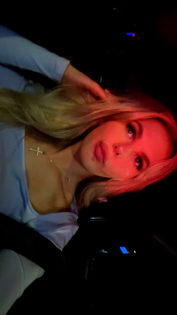 ellieblue2842 image ~ Altpins