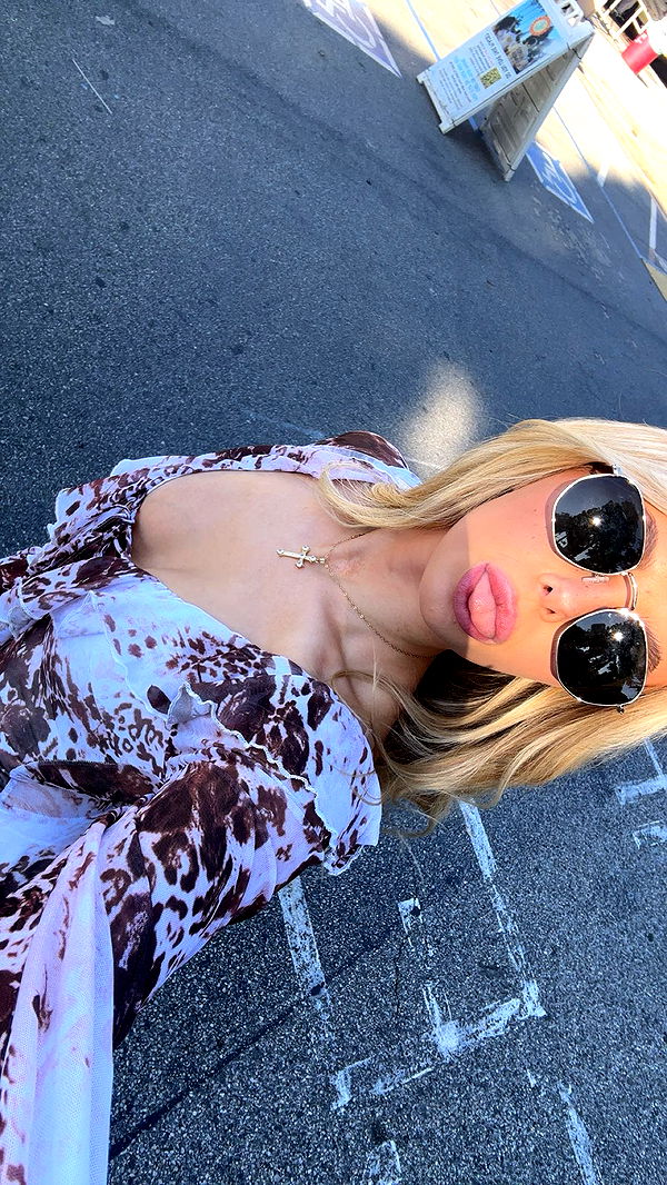 ellieblue2842 image ~ Altpins