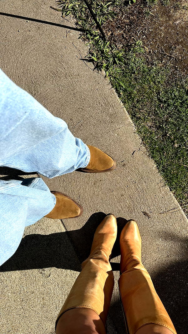 ellieblue2842 image ~ Altpins