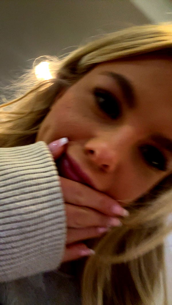 ellieblue2842 image ~ Altpins