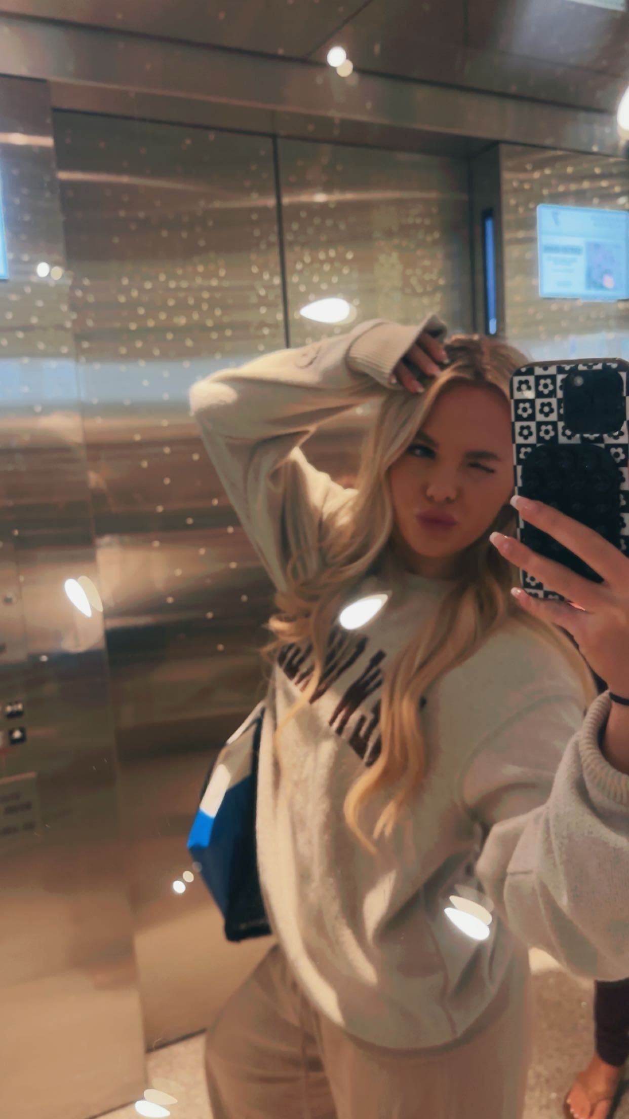 ellieblue2842 snapchat image archive image