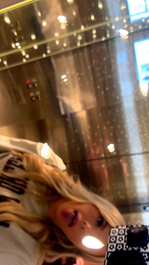 ellieblue2842 image ~ Altpins