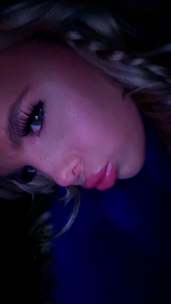 ellieblue2842 image ~ Altpins