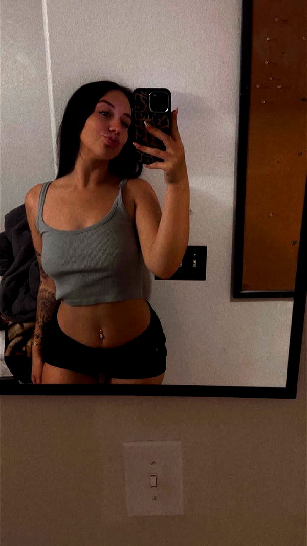 ema.jeann snapchat image archive image