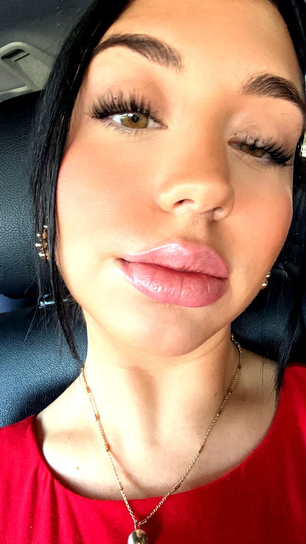 ema.jeann snapchat image archive image