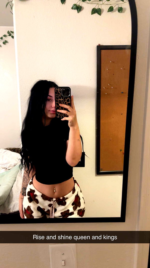 ema.jeann snapchat image archive image