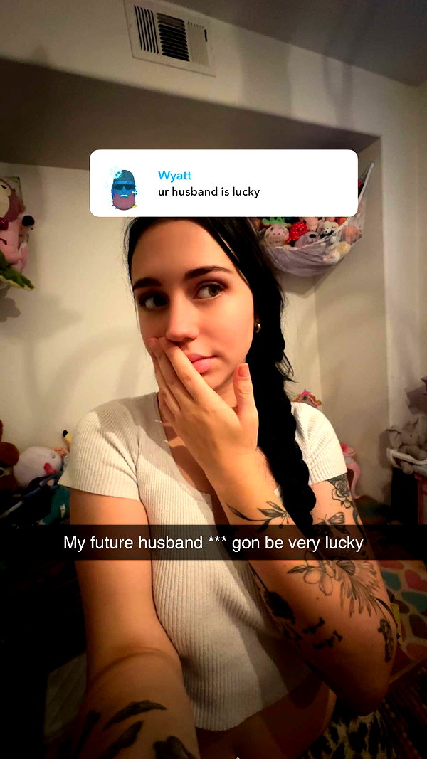 ema.jeann snapchat image archive image