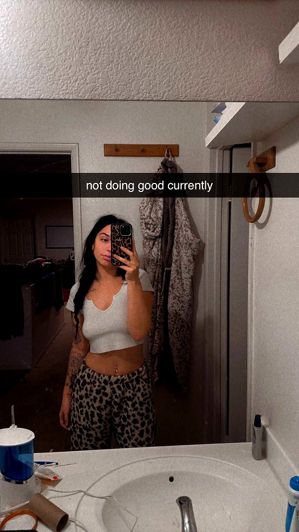 ema.jeann snapchat image archive image
