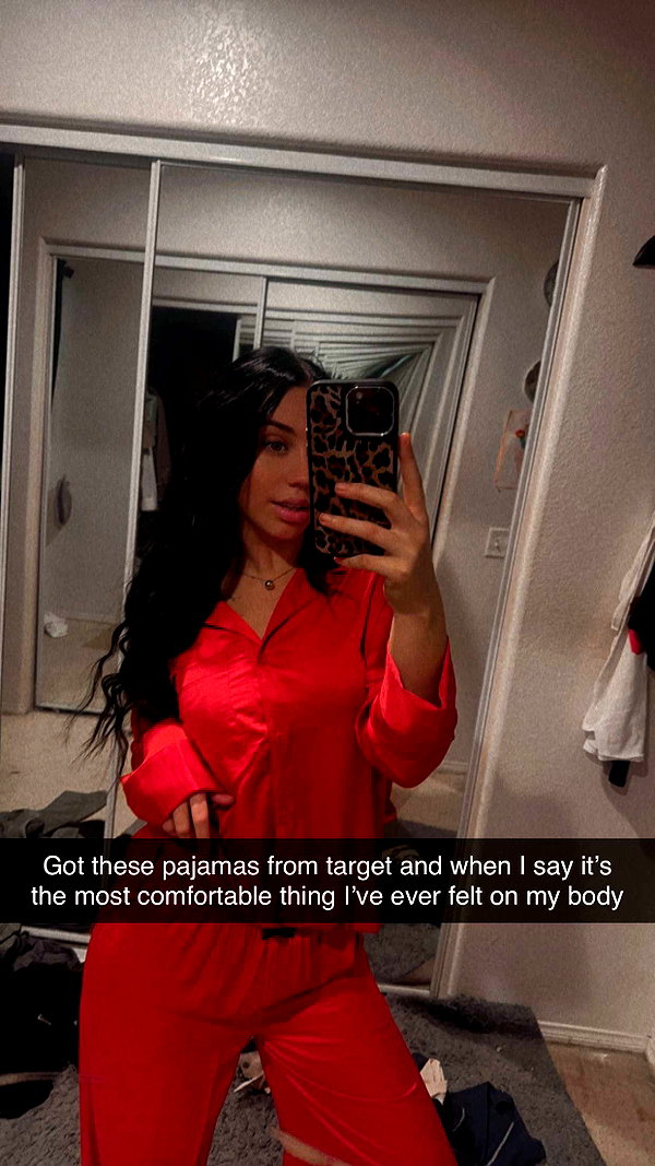 ema.jeann snapchat image archive image