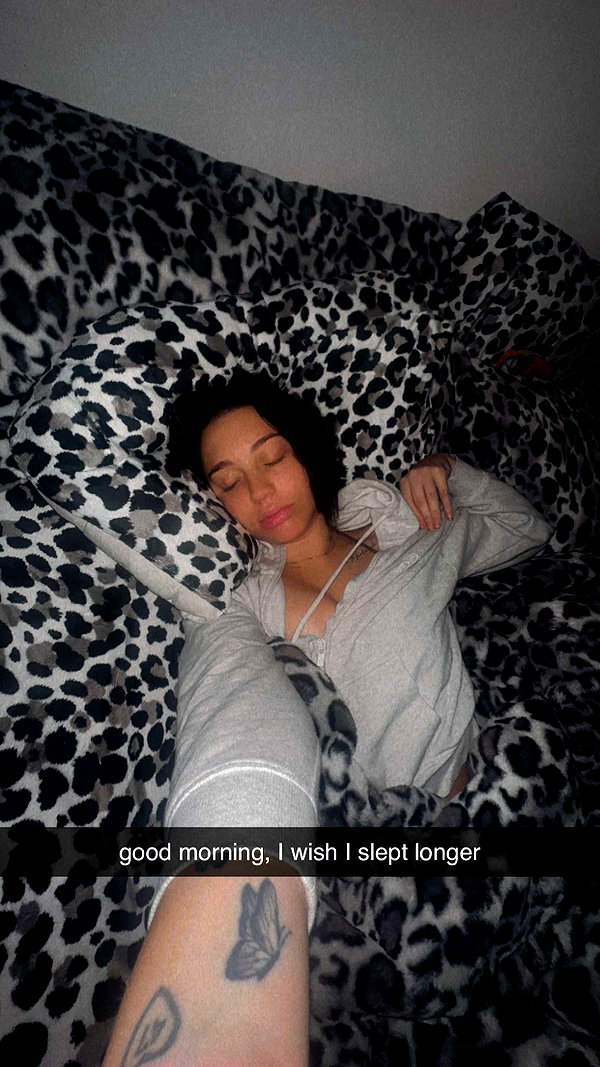 ema.jeann snapchat image archive image