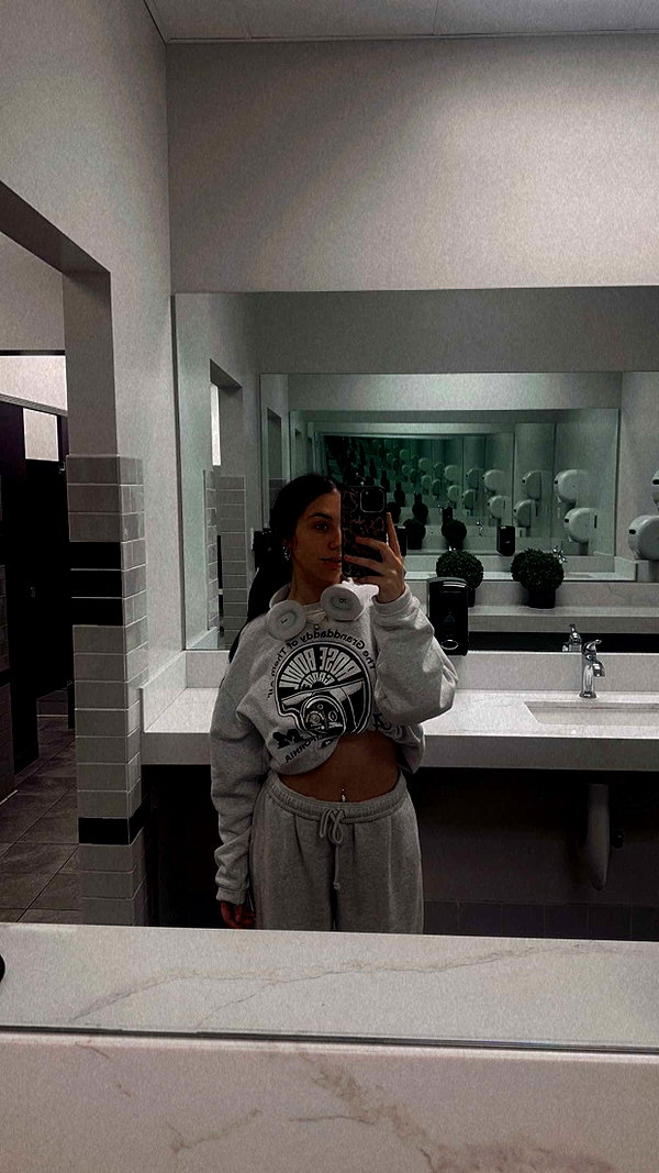 ema.jeann snapchat image archive image