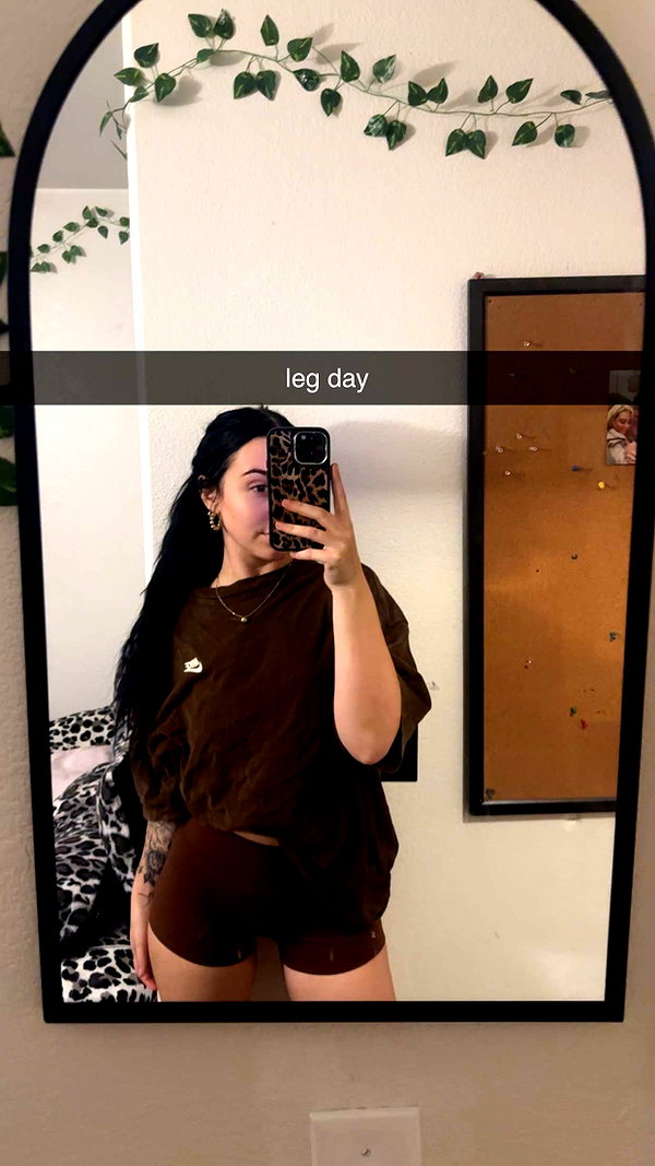 ema.jeann snapchat image archive image
