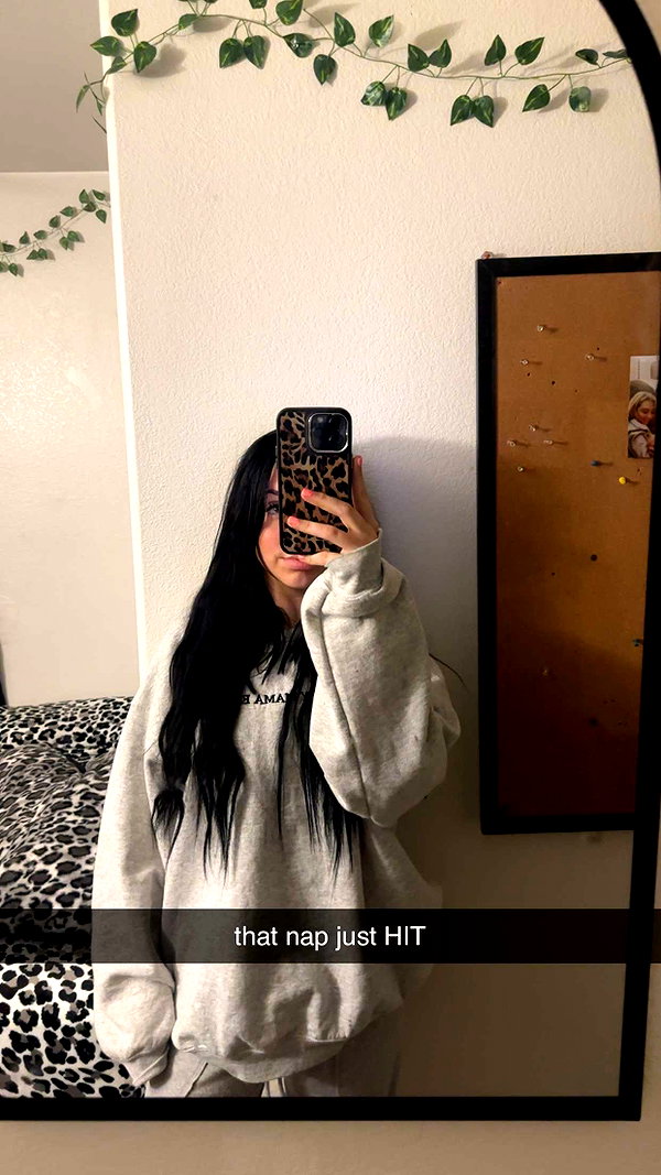 ema.jeann snapchat image archive image