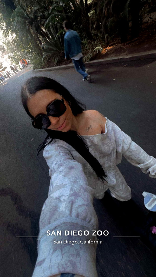 ema.jeann snapchat image archive image
