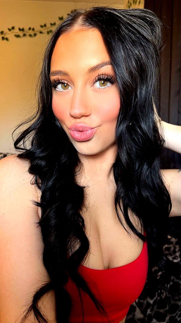 ema.jeann snapchat image archive image