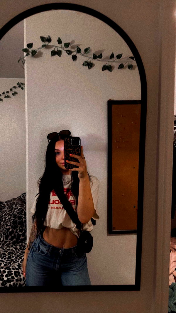 ema.jeann snapchat image archive image