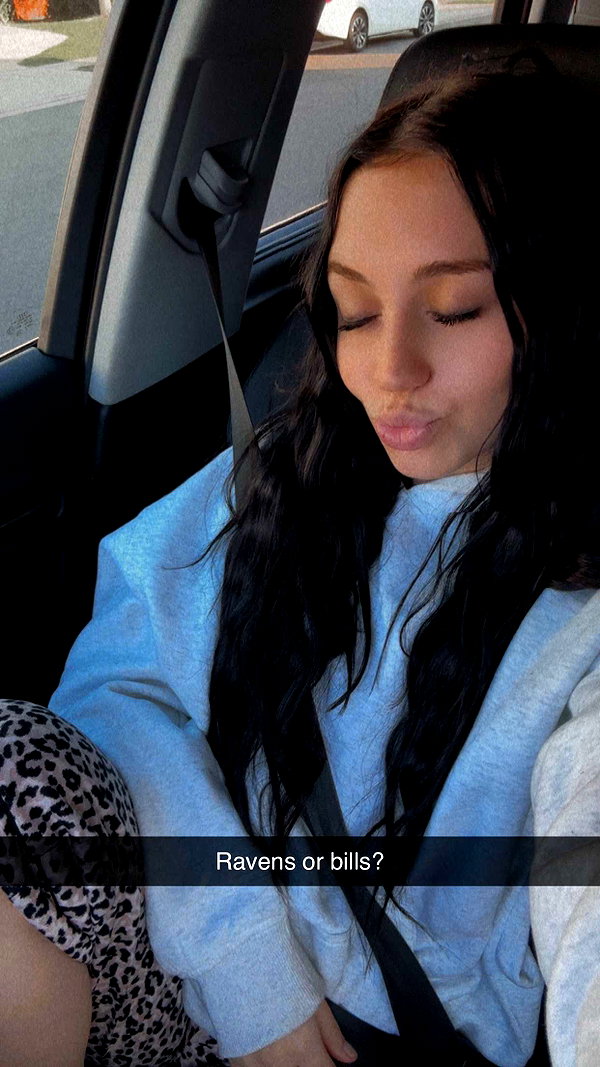 ema.jeann snapchat image archive image