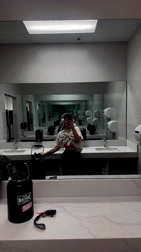 ema.jeann snapchat image archive image