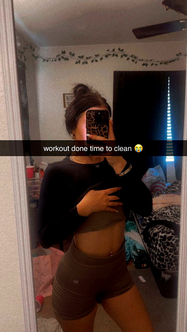 ema.jeann snapchat image archive image