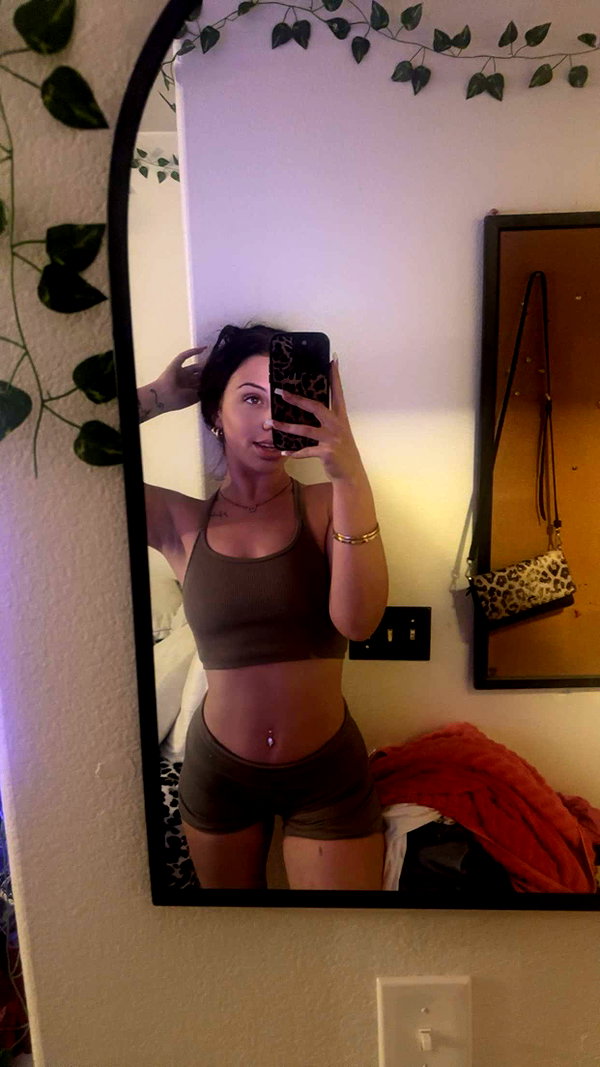 ema.jeann snapchat image archive image