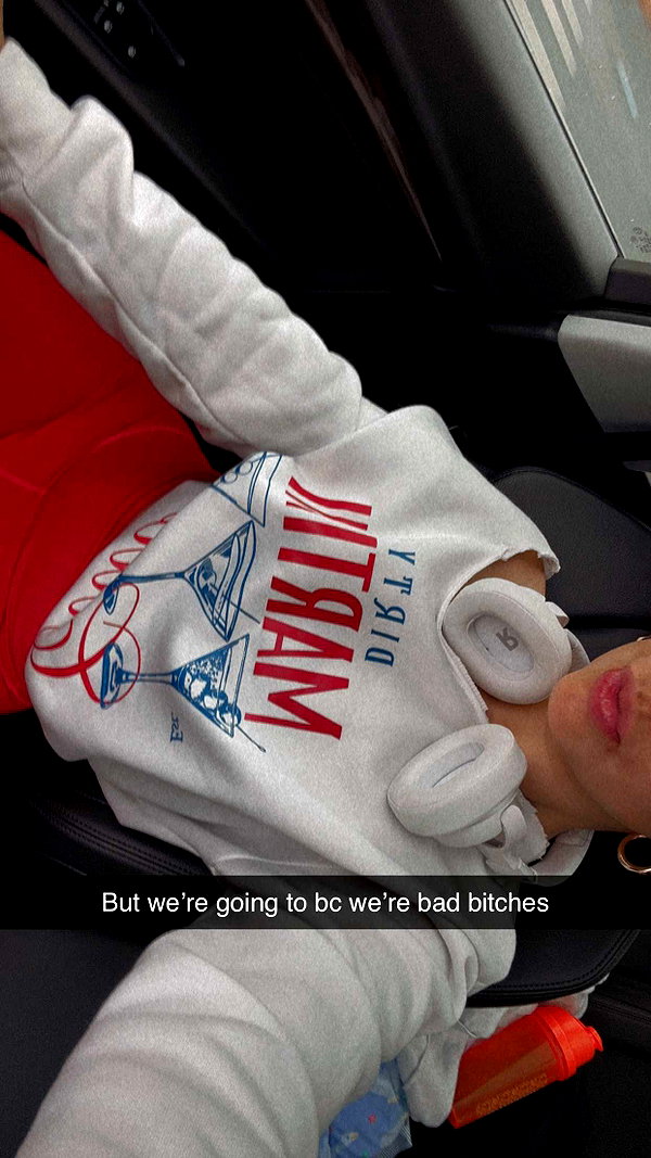 ema.jeann snapchat image archive image