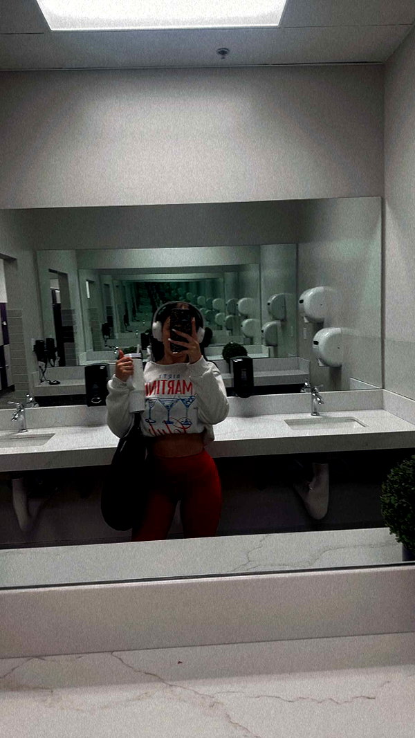 ema.jeann snapchat image archive image